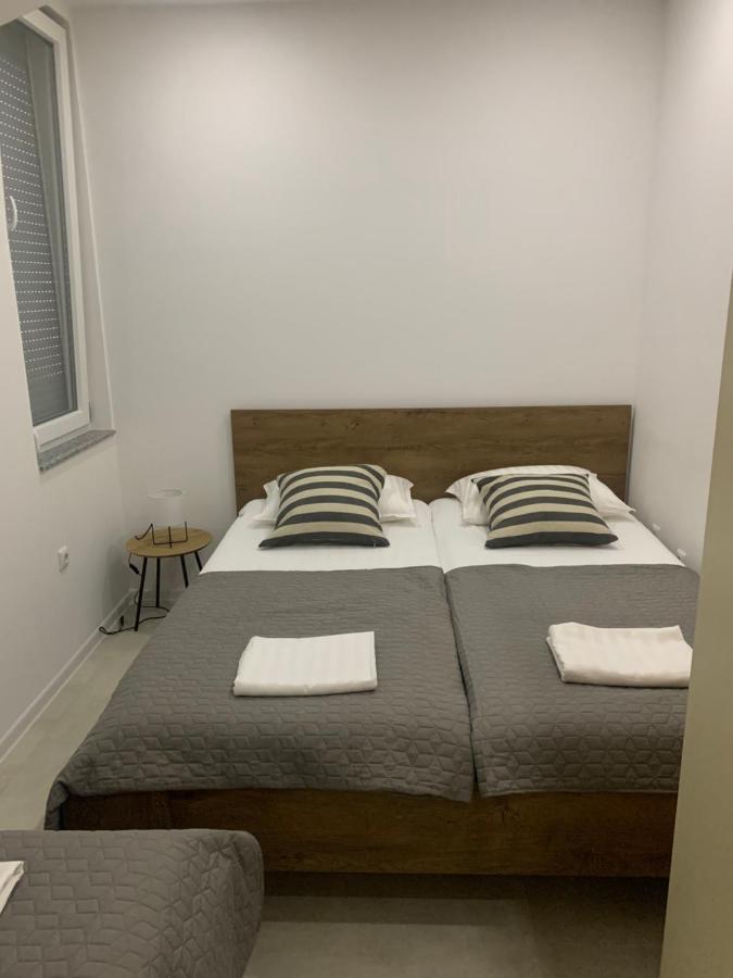 Kartal Centar Apartment Bihac Luaran gambar