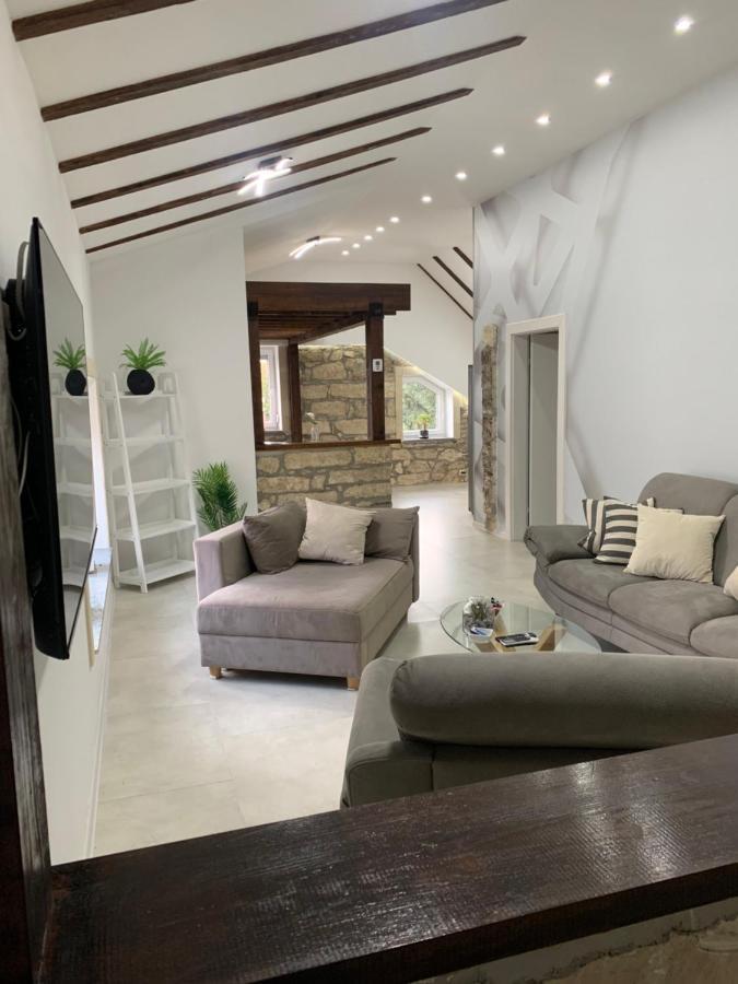 Kartal Centar Apartment Bihac Luaran gambar
